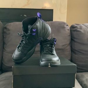 Size 7- Big Kid Jordan 12 concord